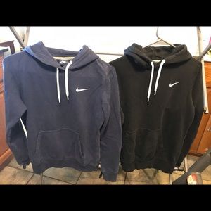 2 Women’s Nike Sweatshirts